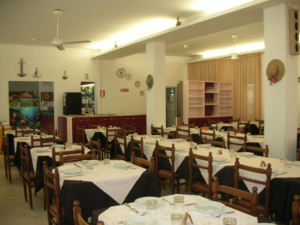 Hotel Gemma Rimini Buitenkant foto