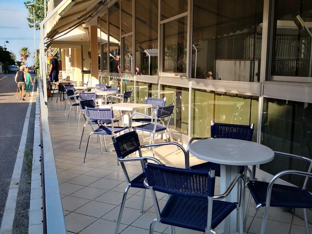 Hotel Gemma Rimini Buitenkant foto