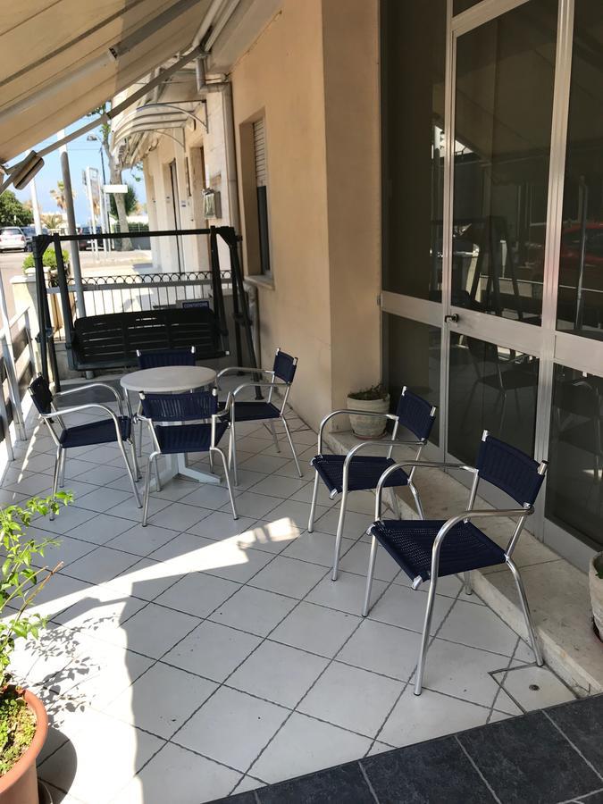 Hotel Gemma Rimini Buitenkant foto