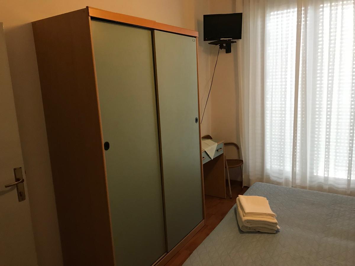 Hotel Gemma Rimini Buitenkant foto